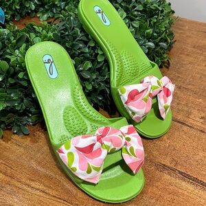 Oka B Slide Sandals Womens Sz MED Lime Green w Floral Bow Slip On